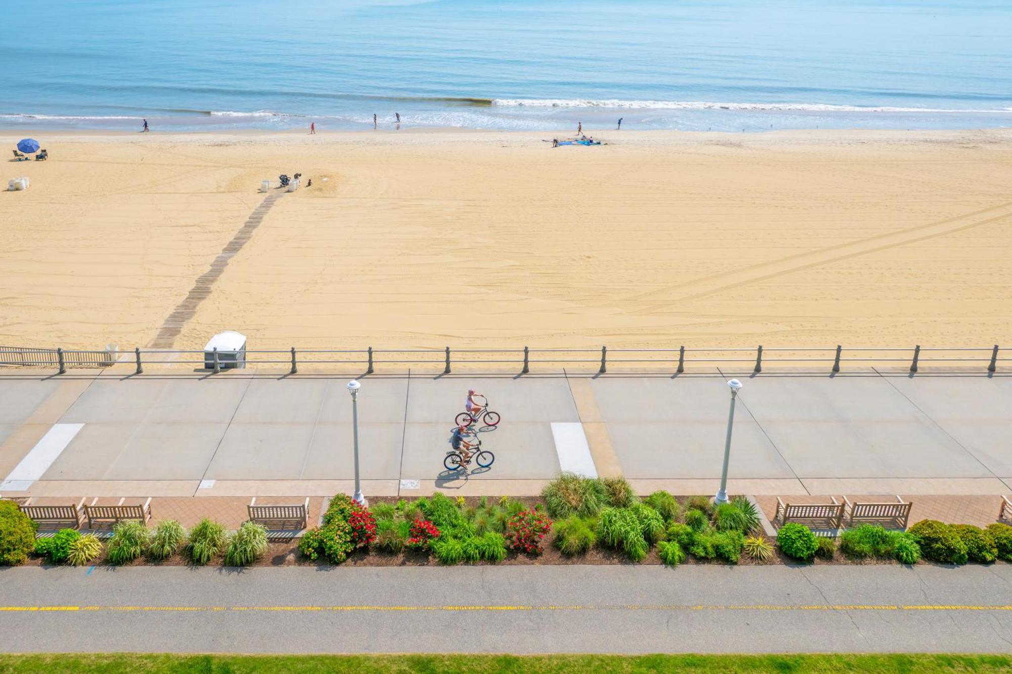 Holiday Inn & Suites Virginia Beach - North Beach By Ihg Exteriör bild