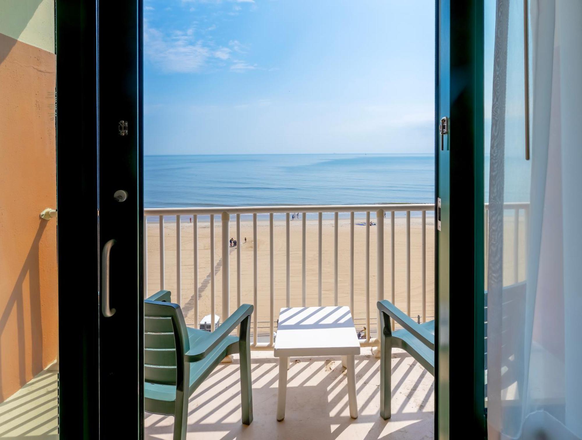 Holiday Inn & Suites Virginia Beach - North Beach By Ihg Exteriör bild