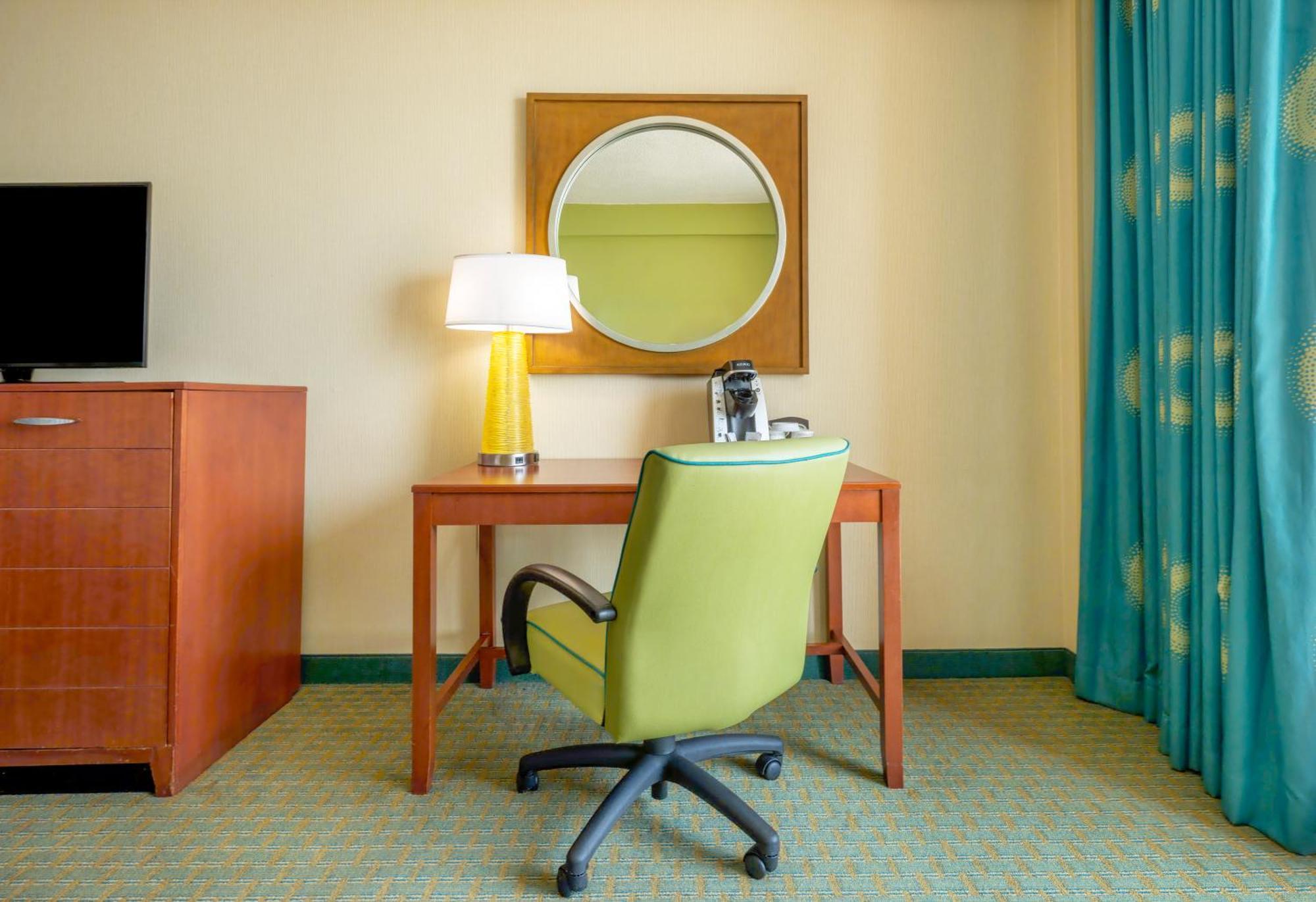 Holiday Inn & Suites Virginia Beach - North Beach By Ihg Exteriör bild